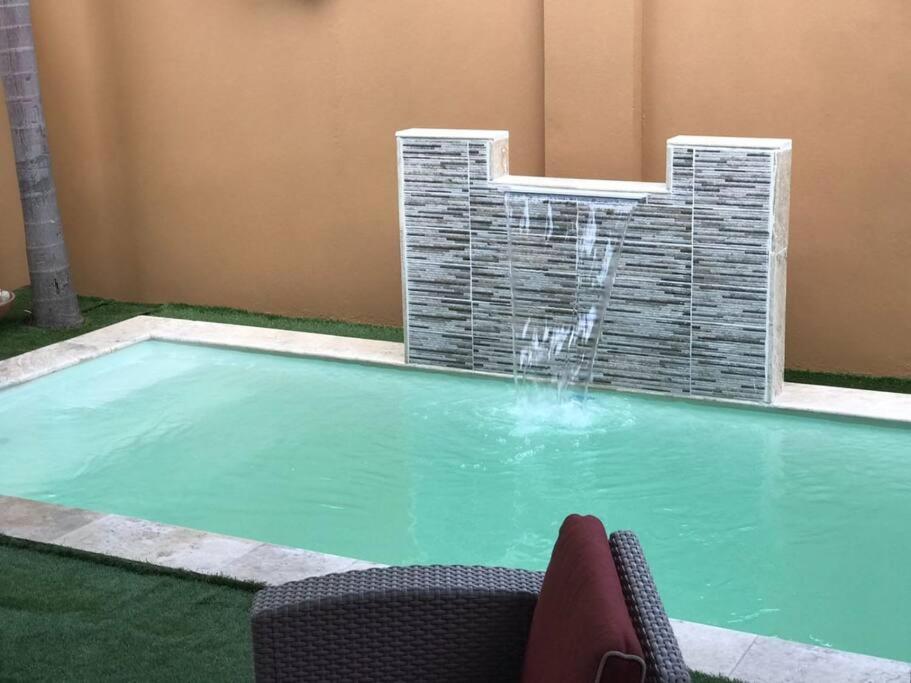 LUXURIOUS 3 BEDROOM HOUSE IN GOLD COAST - Housity