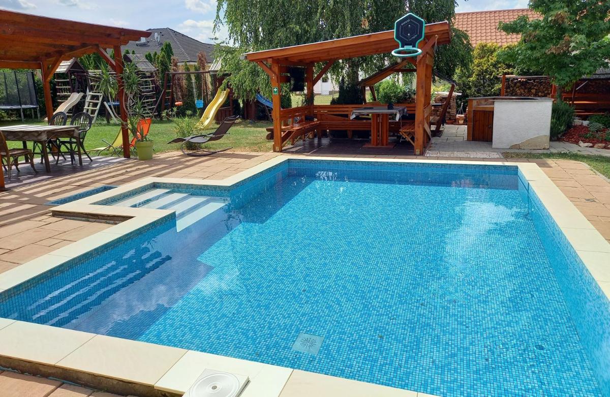 Suitetrails - Médea Apartman
