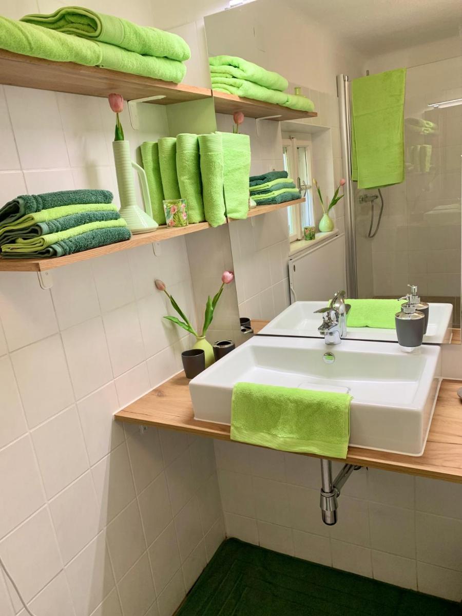 Newly renovated house Reichenau nature reserve - Housity