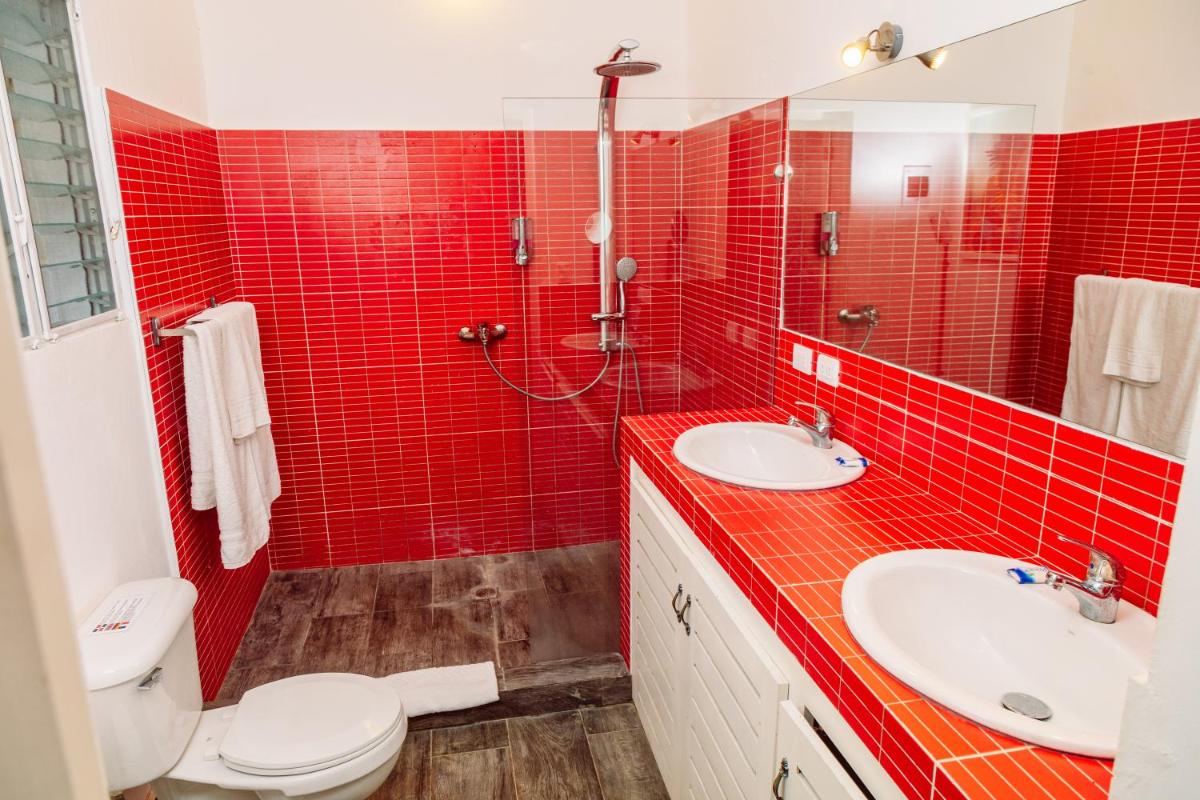 Suitetrails - Beach Hotel Casa Nina