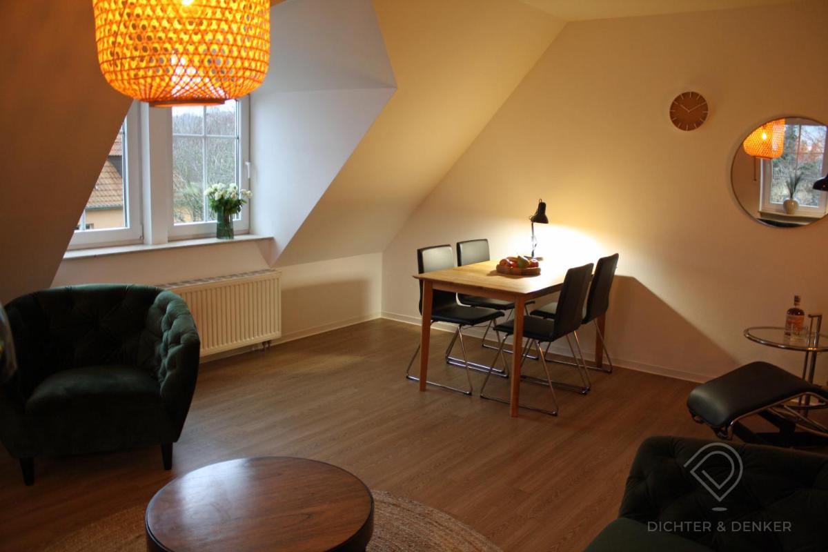 Dichter & Denker - Housity