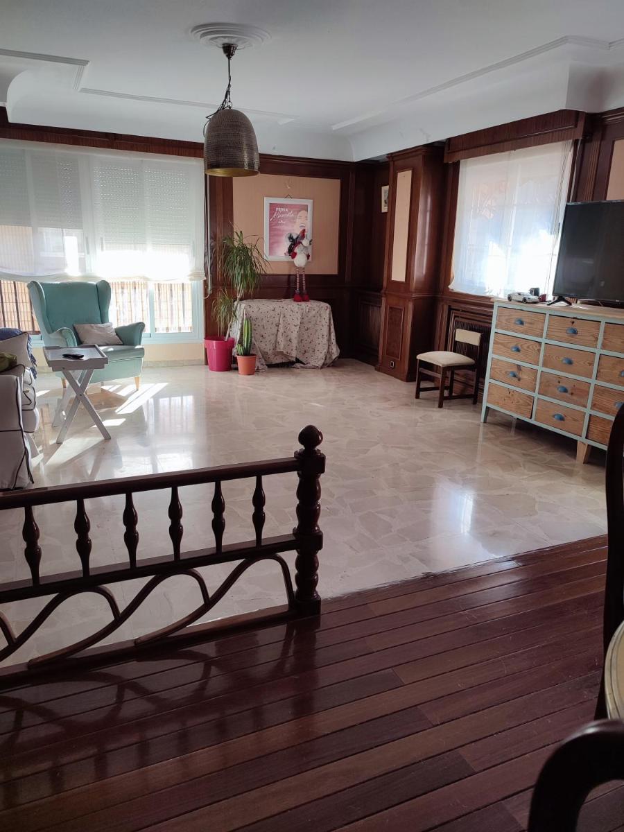 DUPLEX GRANDE CON DOS GRAJES - Housity