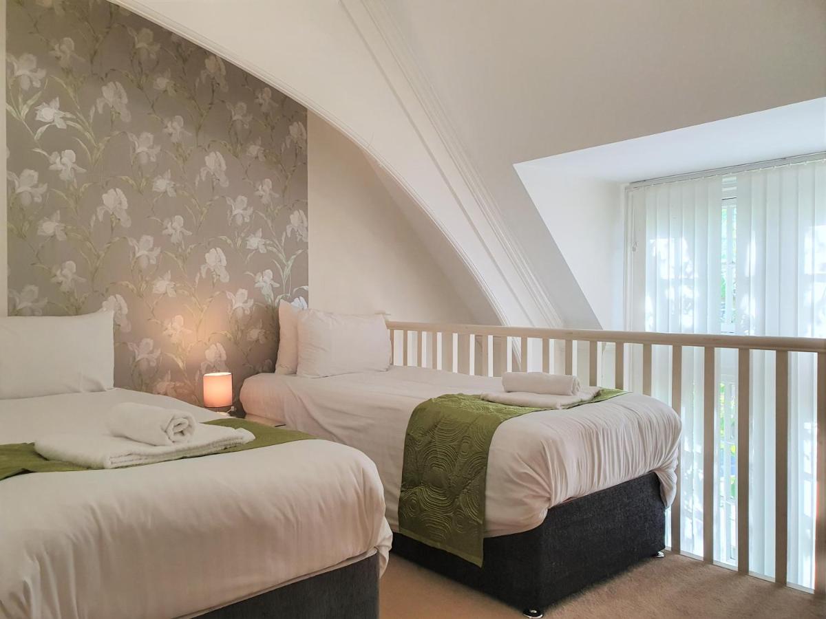 Central Apartments - Spacious 2 Beds - Housity