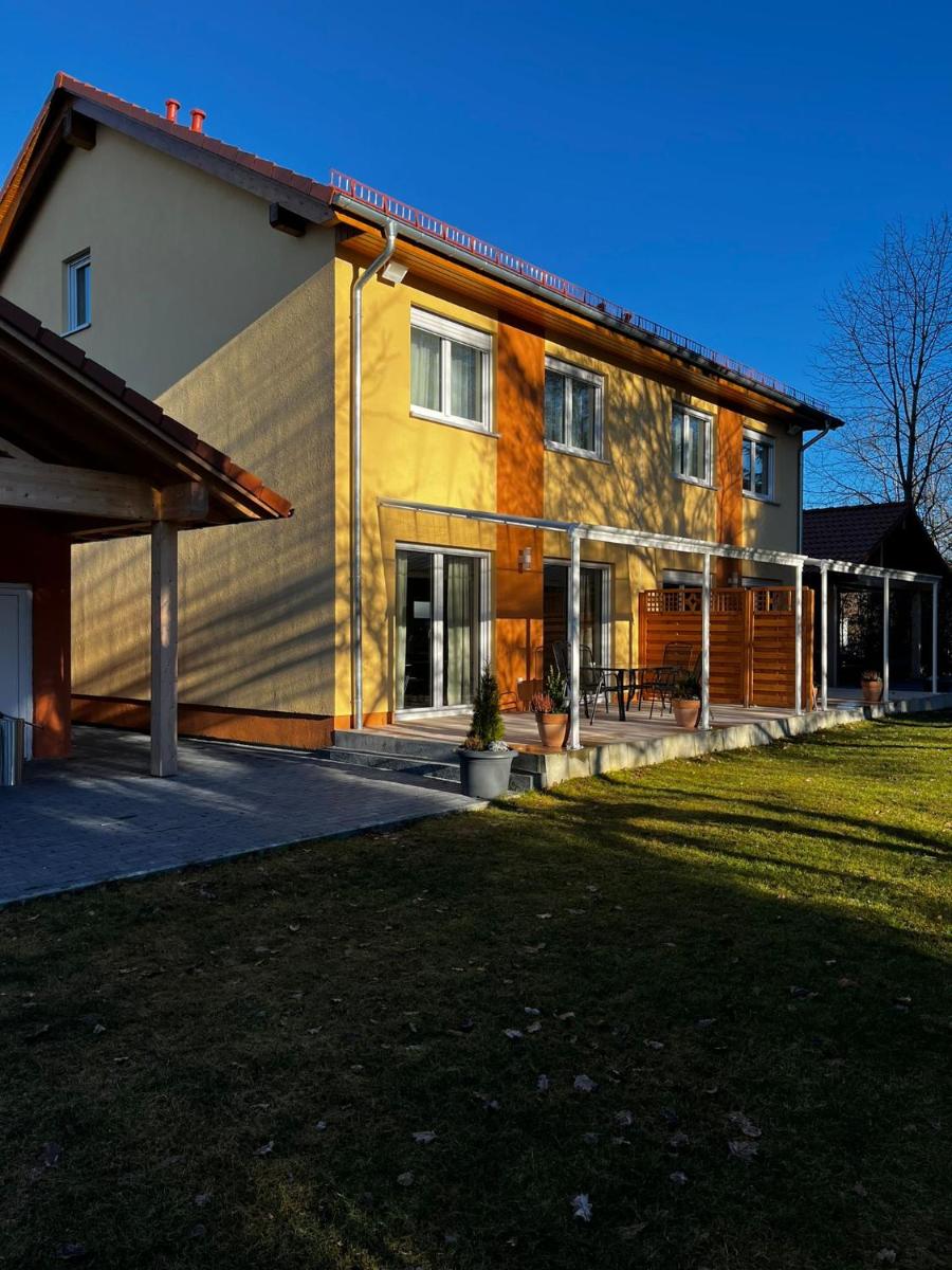 Gästehaus Traunreut - Monteur und Gästezimmer - - Housity