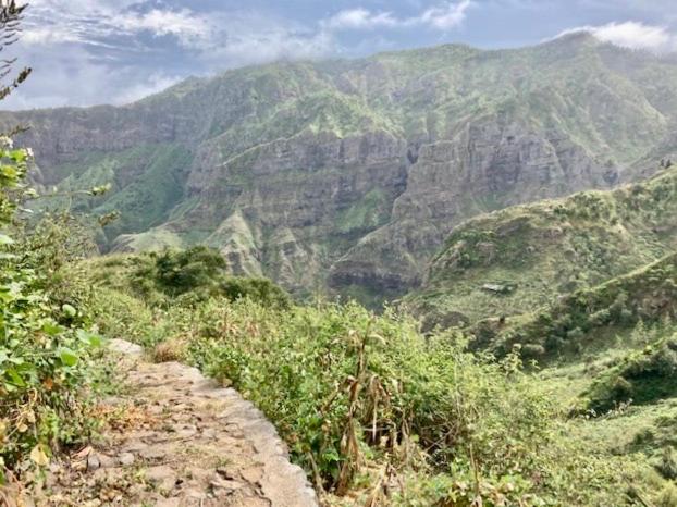 Apartment with sea view near the beach and the village center! - Housity