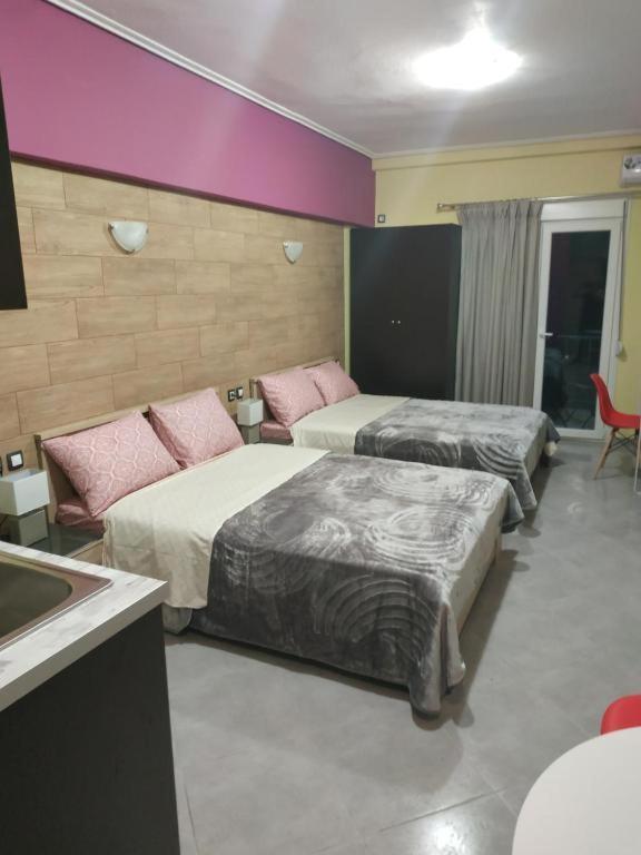 G M 2 ROOMS KENTRO in the heart of the city - Housity