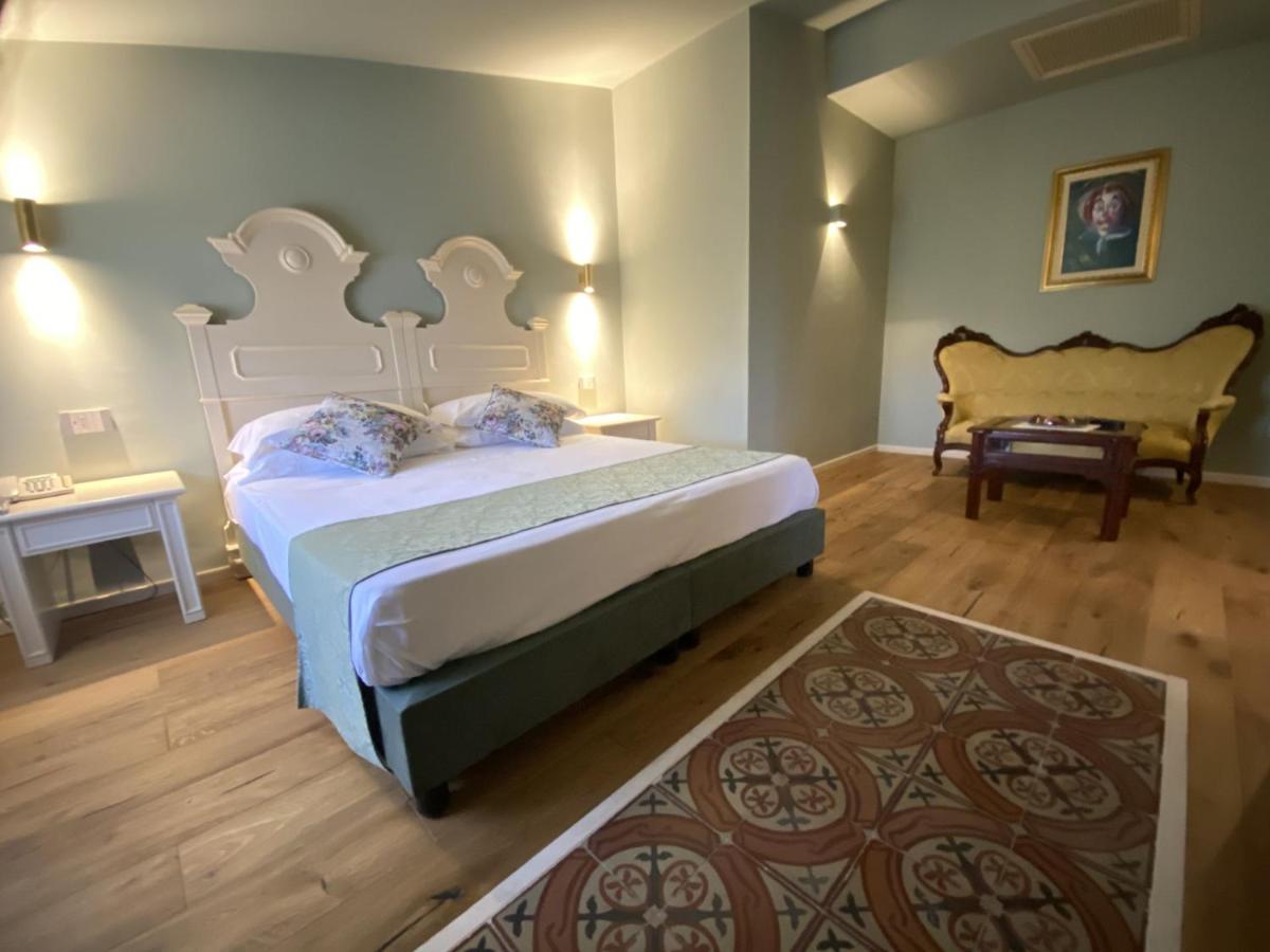 Hotel Foresteria Baglio Della Luna - Housity