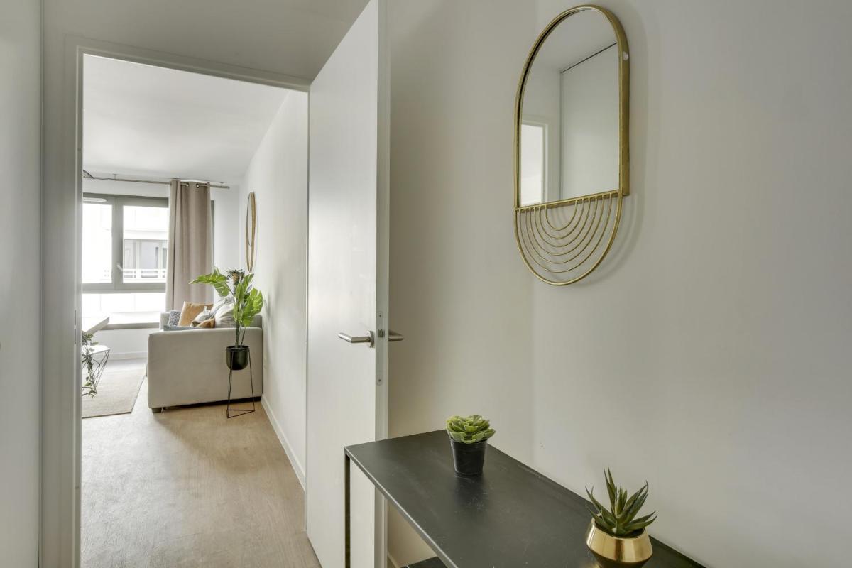 Superbe appartement avec balcon et parking proche Paris - Housity