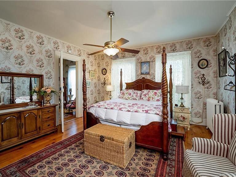 The Inn at Burnap's - Housity
