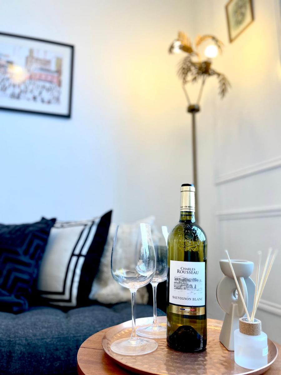 AM Living - Cheltenham Town Centre - St Georges Square - Housity
