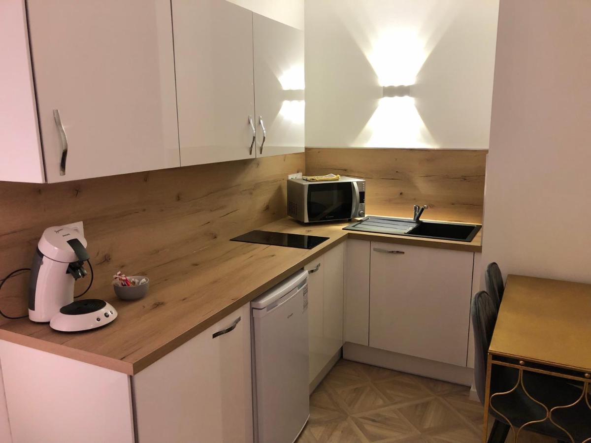 Cocoon Room (Balnéo) prox. Golf/ Bourgoin/Aéroport - Housity