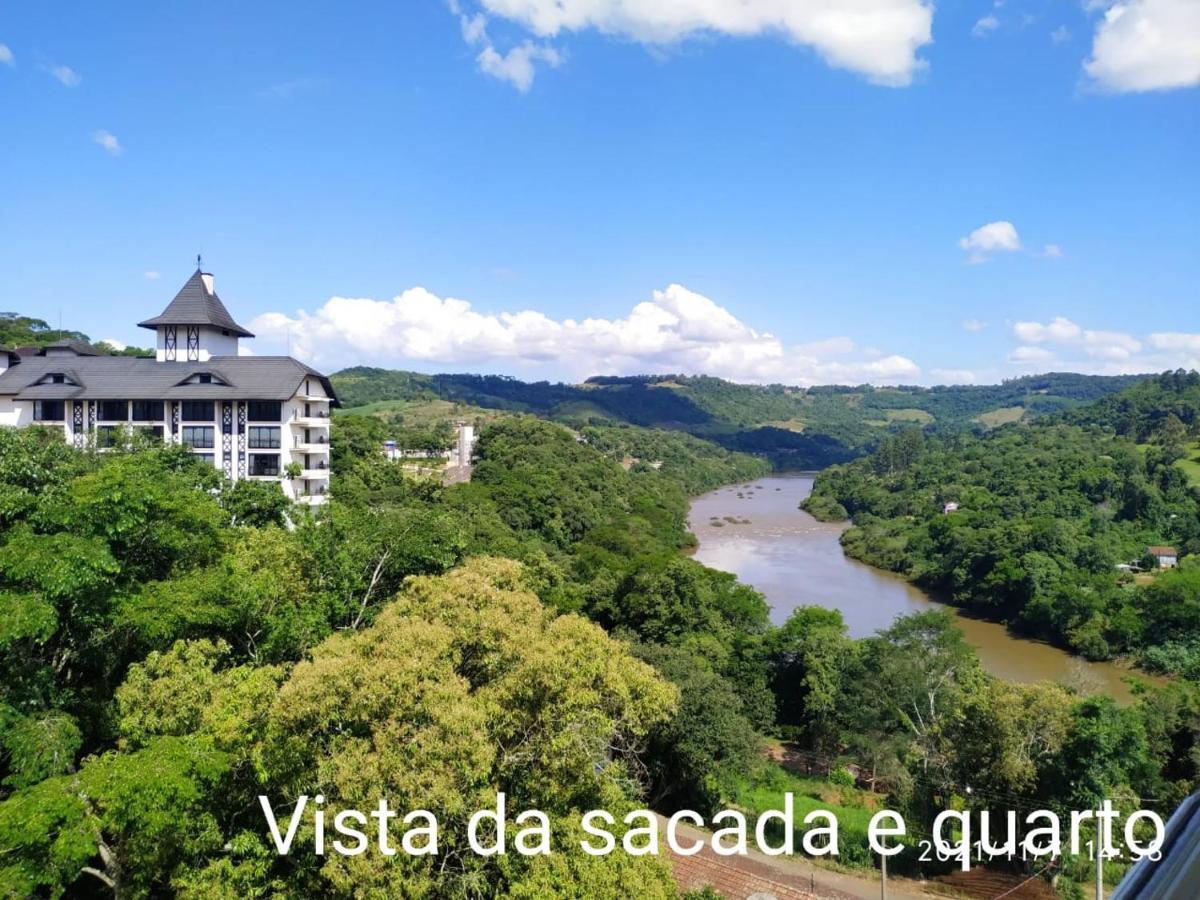 Melhor vista e localização nas Termas - Housity