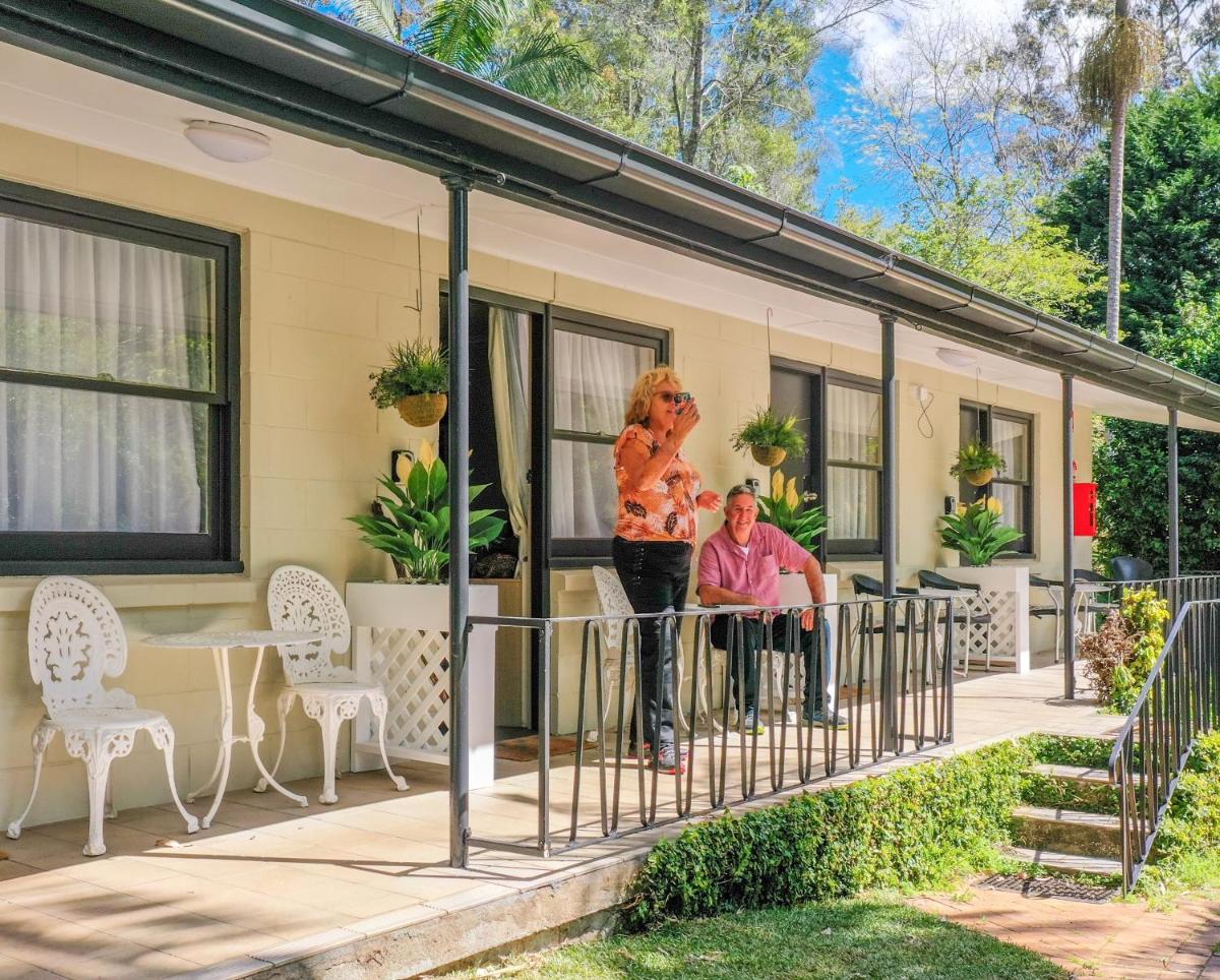 Tall Trees Motel Mountain Retreat - Housity