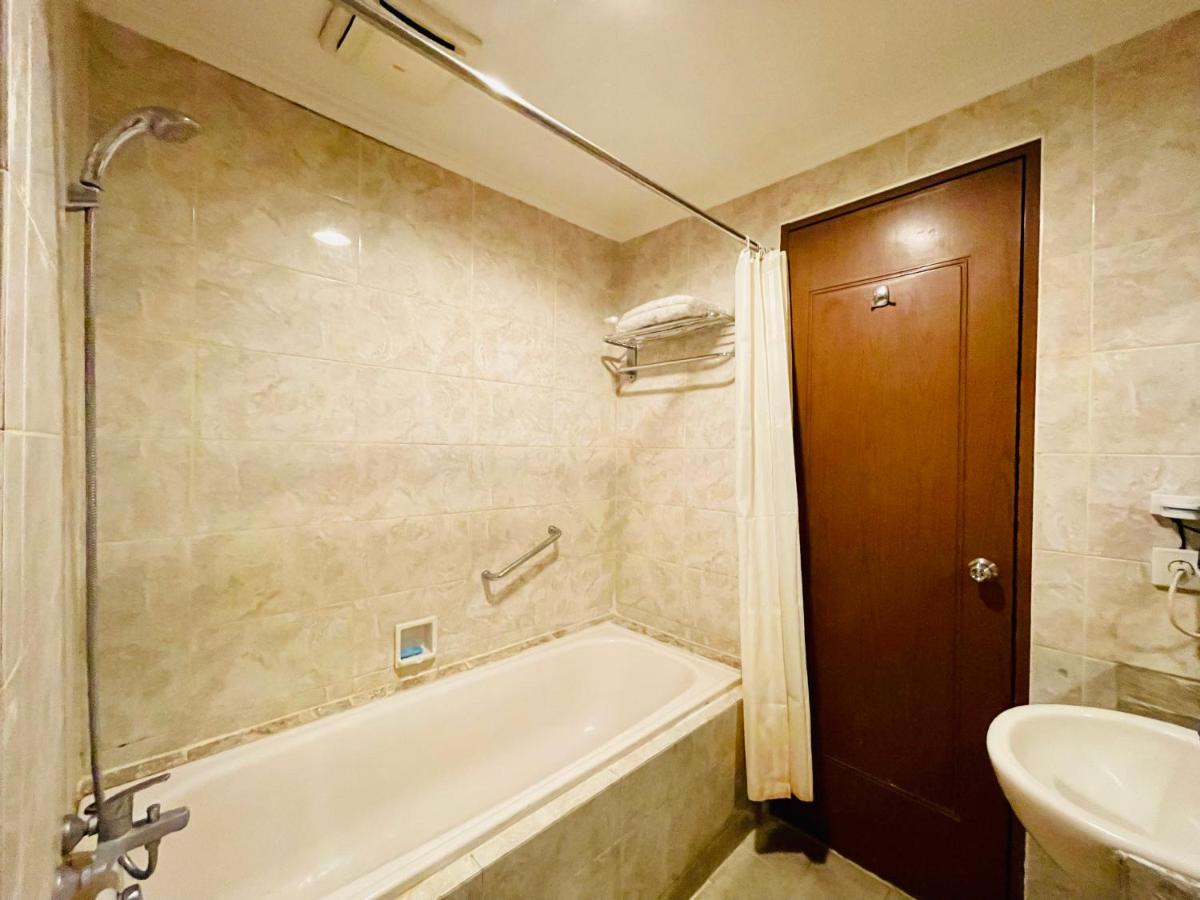 Luxury 2BR Apartment @ Galeri Ciumbuleuit with Best View @ 1st Tower - Hizvo