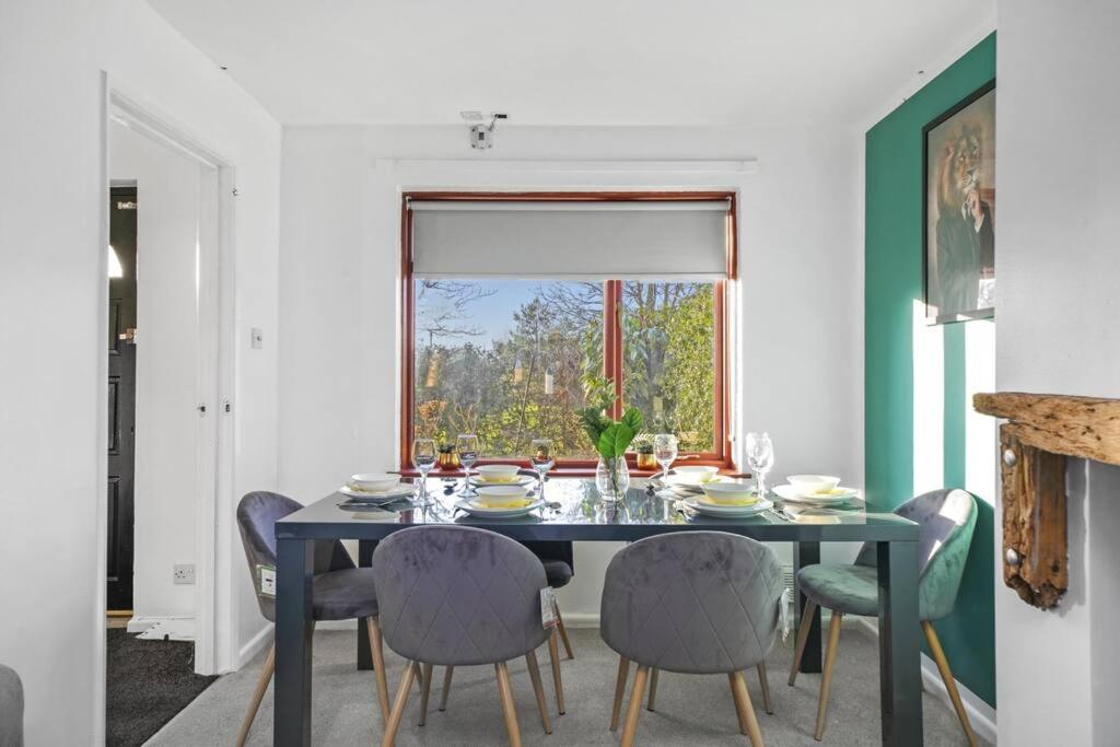 Stunning Rugby Gem - Football Table - Housity