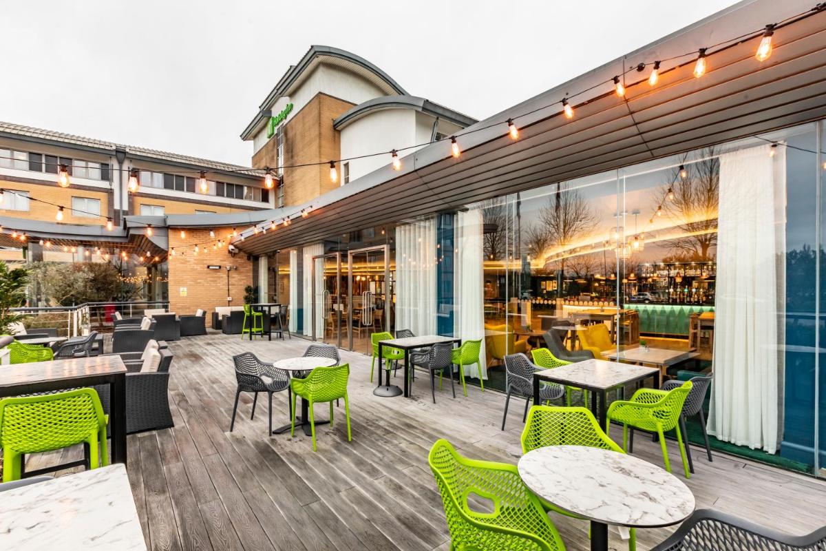 Holiday Inn Oxford, an IHG Hotel - Housity