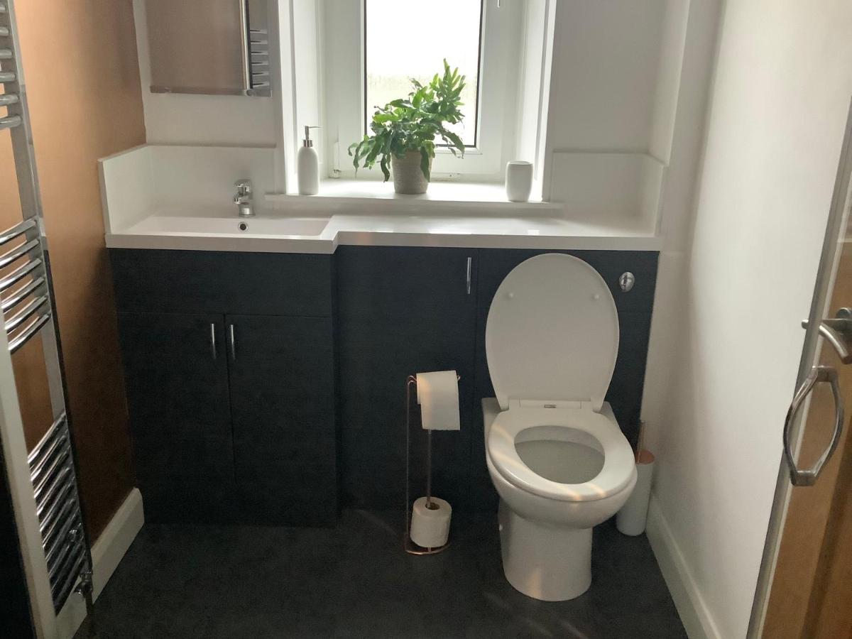 4 Stills Apartment - Housity