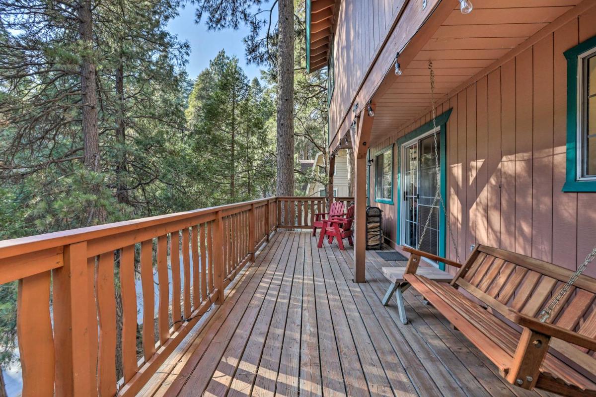 Cozy Cabin about 3 Mi to Lake Arrowhead Village! - Housity