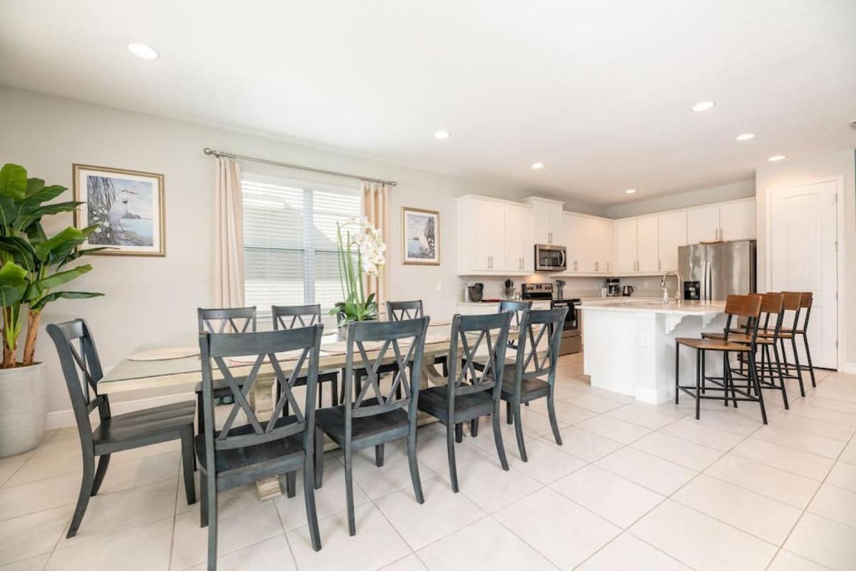 Suitetrails - Encore Resort 8 Bed Arcade Home Near Disney by Be Our Guest Homes