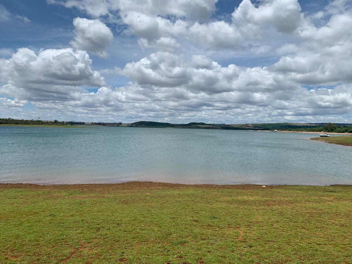 Rancho Galli Lago Corumba 4 Abadiânia - Housity
