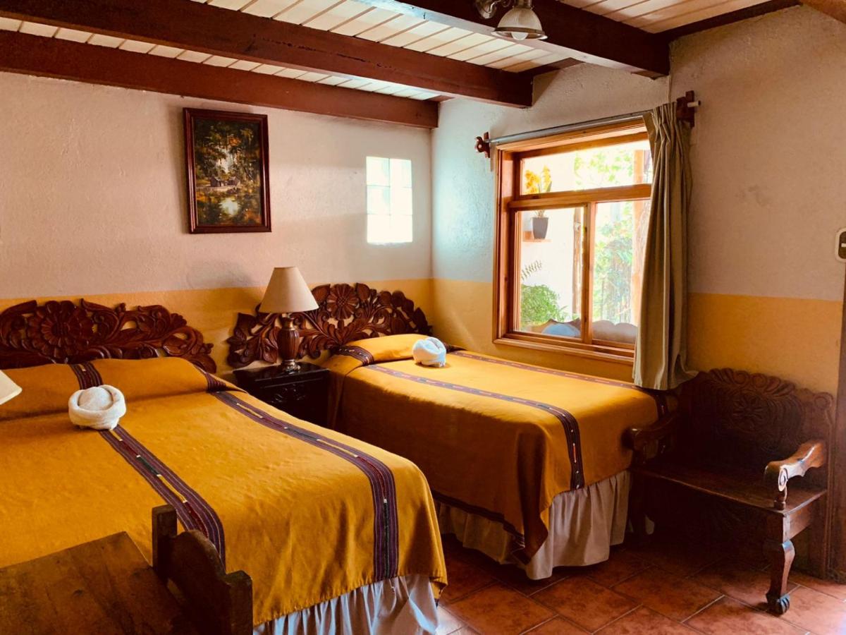 Hotel Utz Jay - Housity