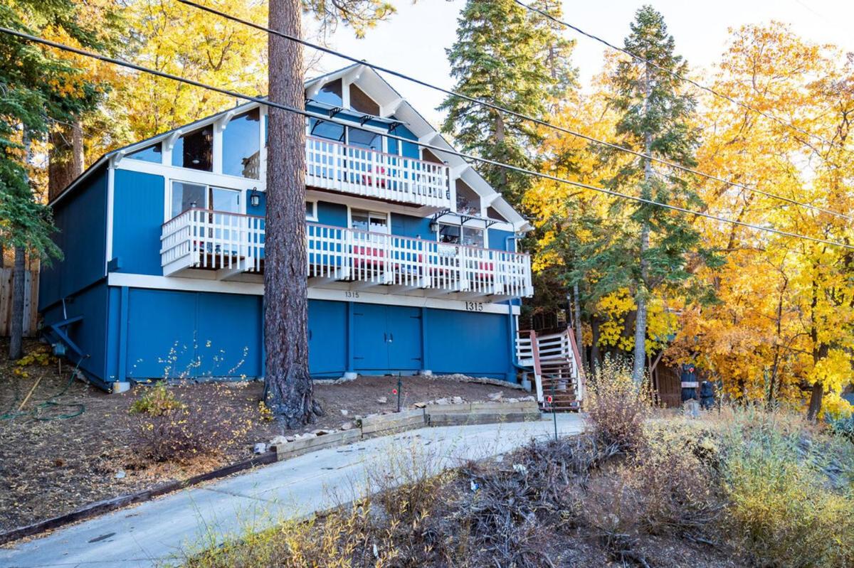 La Cabana at Big Bear 1895 by Big Bear Vacations - Housity