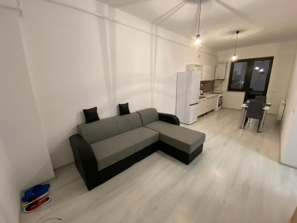 Suitetrails - Madalina's apartment