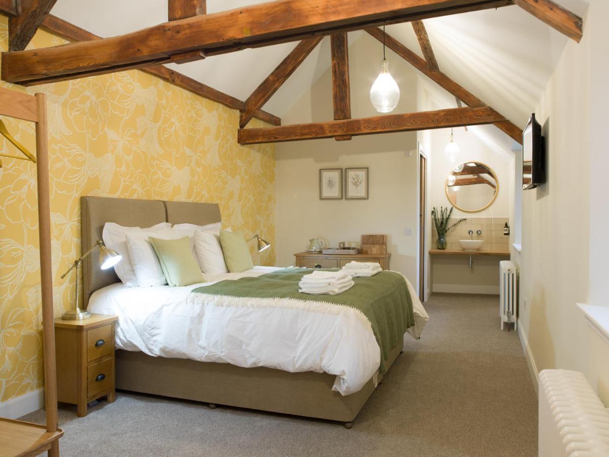 Coach House Ratho Park Steading - Housity