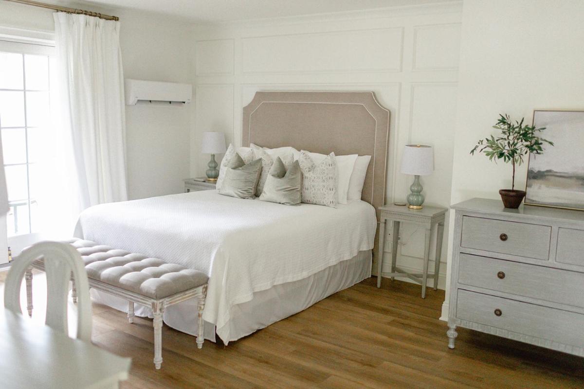 Fairville Inn - Housity