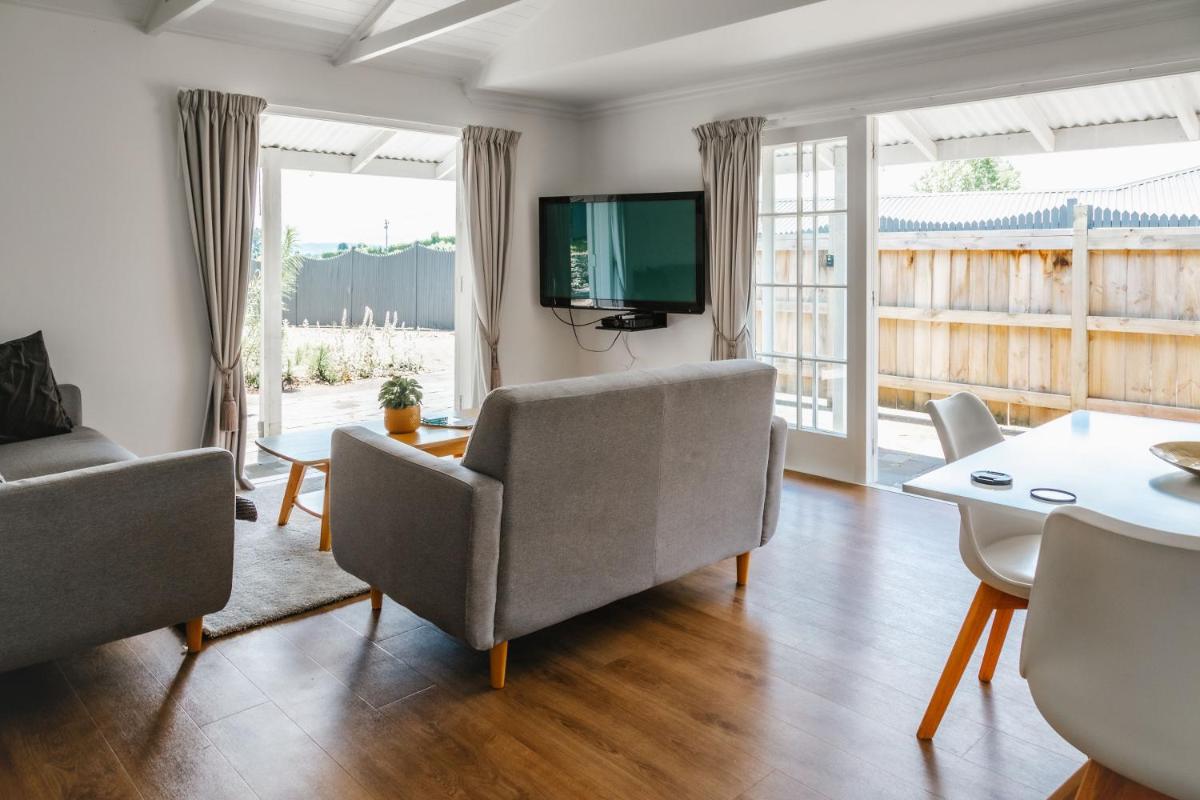 Te Puna Cottage Gardens B&B - Housity