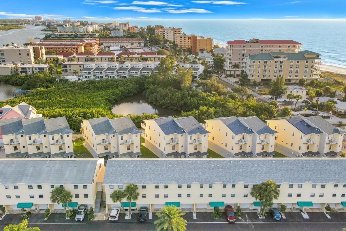 The Beach Escape - Housity