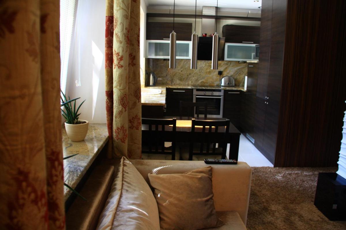 Old Muranow Apartment by WarsawResidence Group - Housity