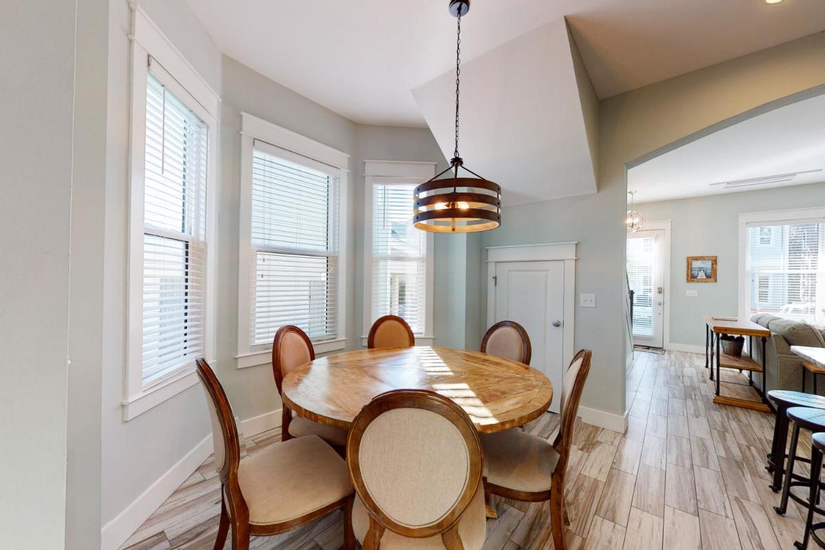 Blue Serenity - Housity
