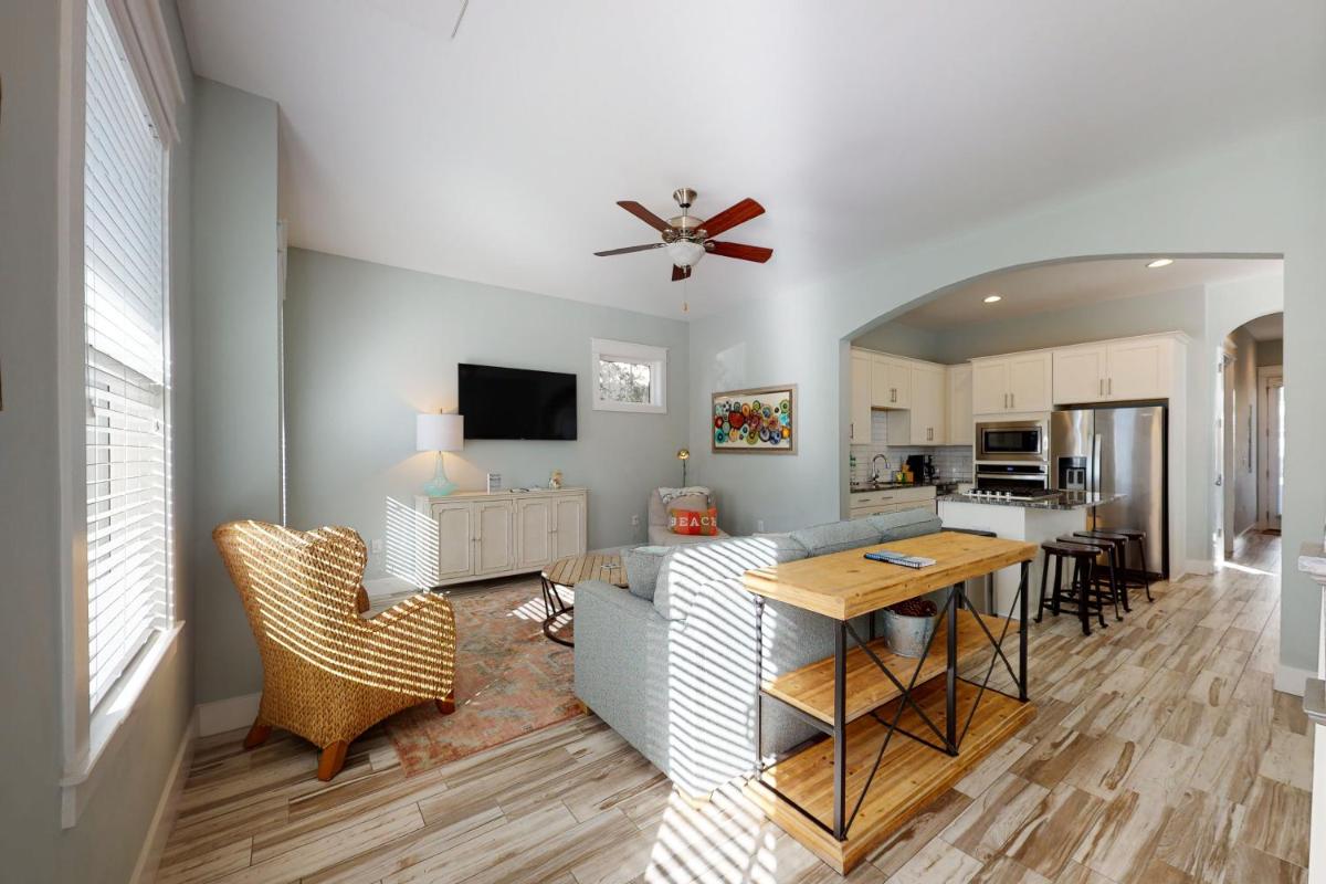 Blue Serenity - Housity