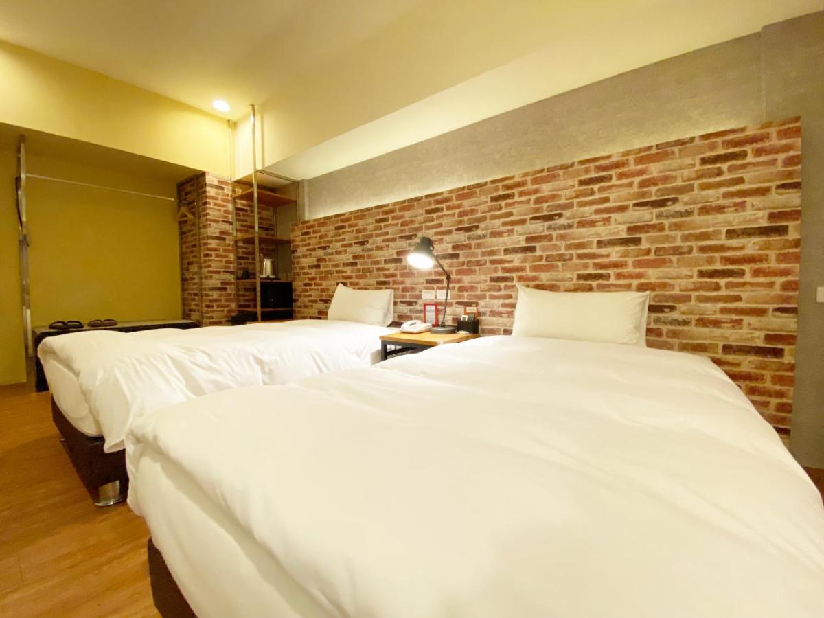 Taichung Old F Hotel - Housity