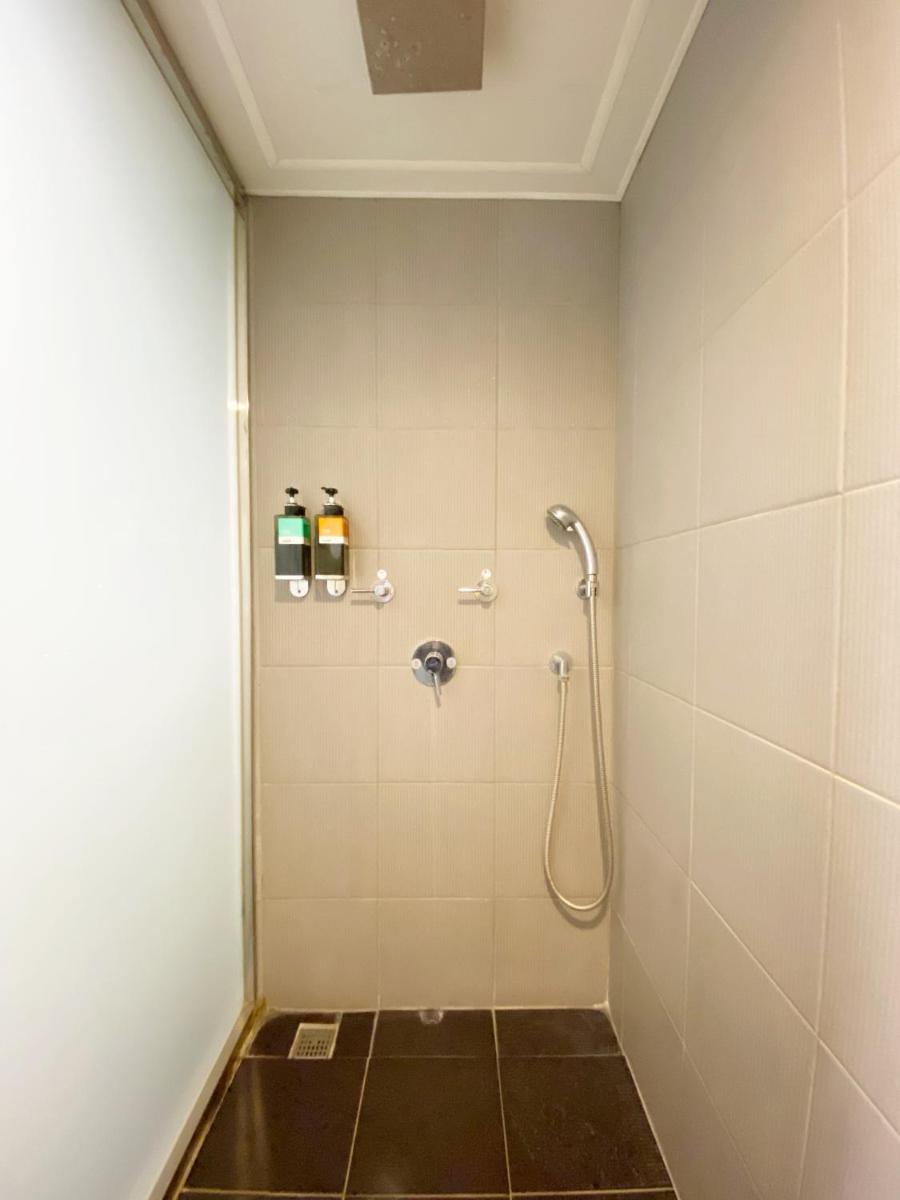 Taichung Old F Hotel - Housity