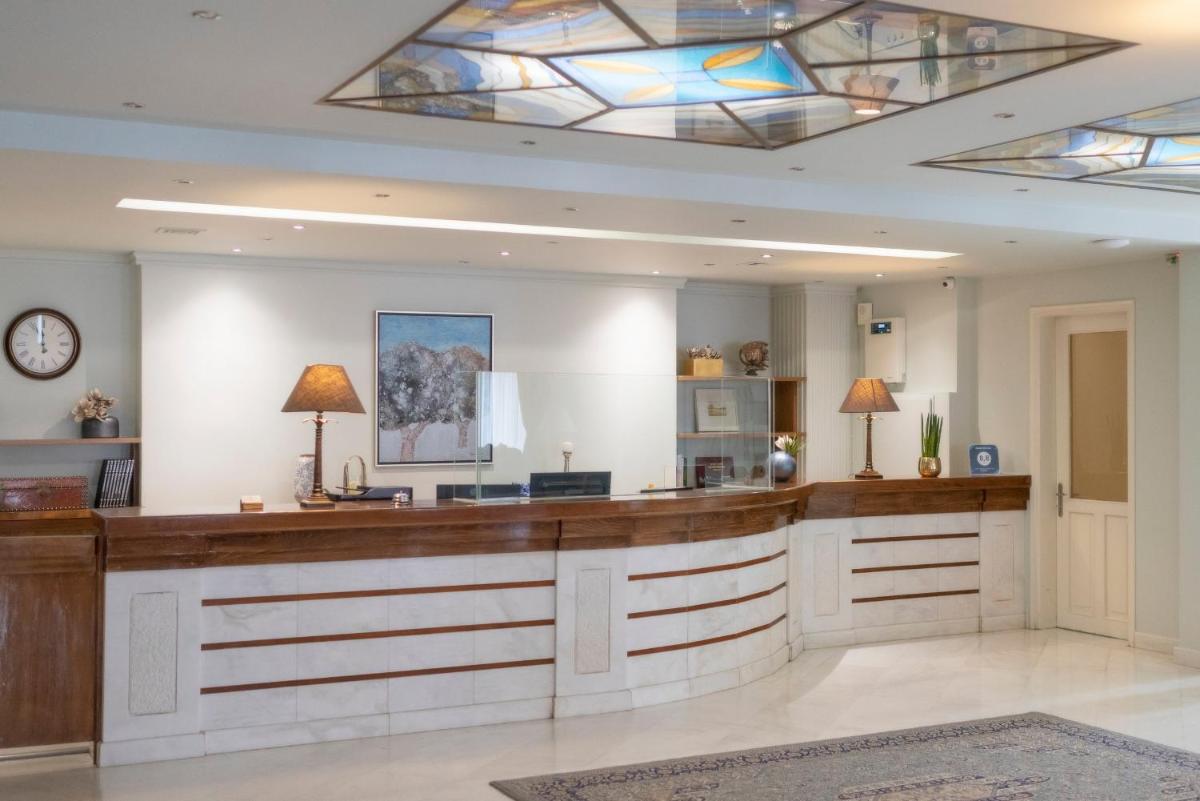 Hotel Kierion - Housity