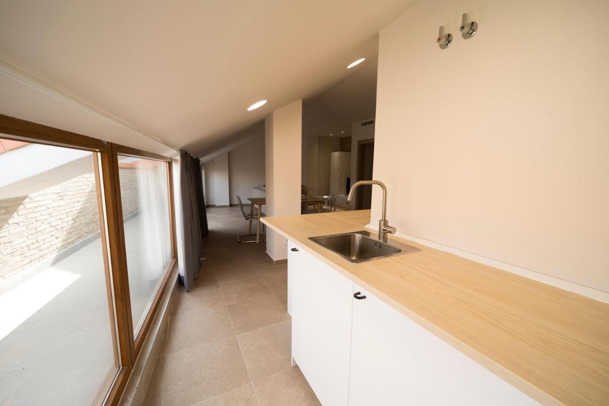 Hostal Martínez - Housity