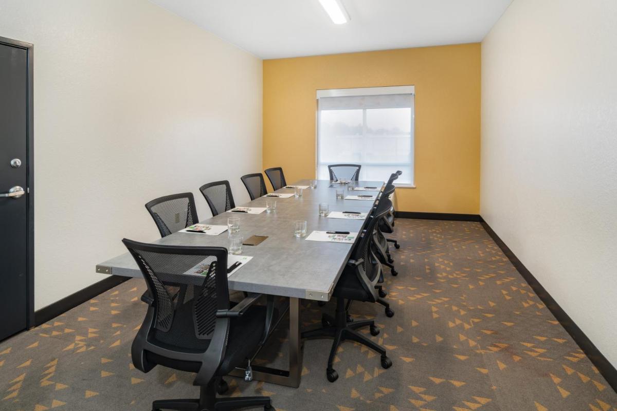 Holiday Inn Southaven Central - Memphis, an IHG Hotel - Housity