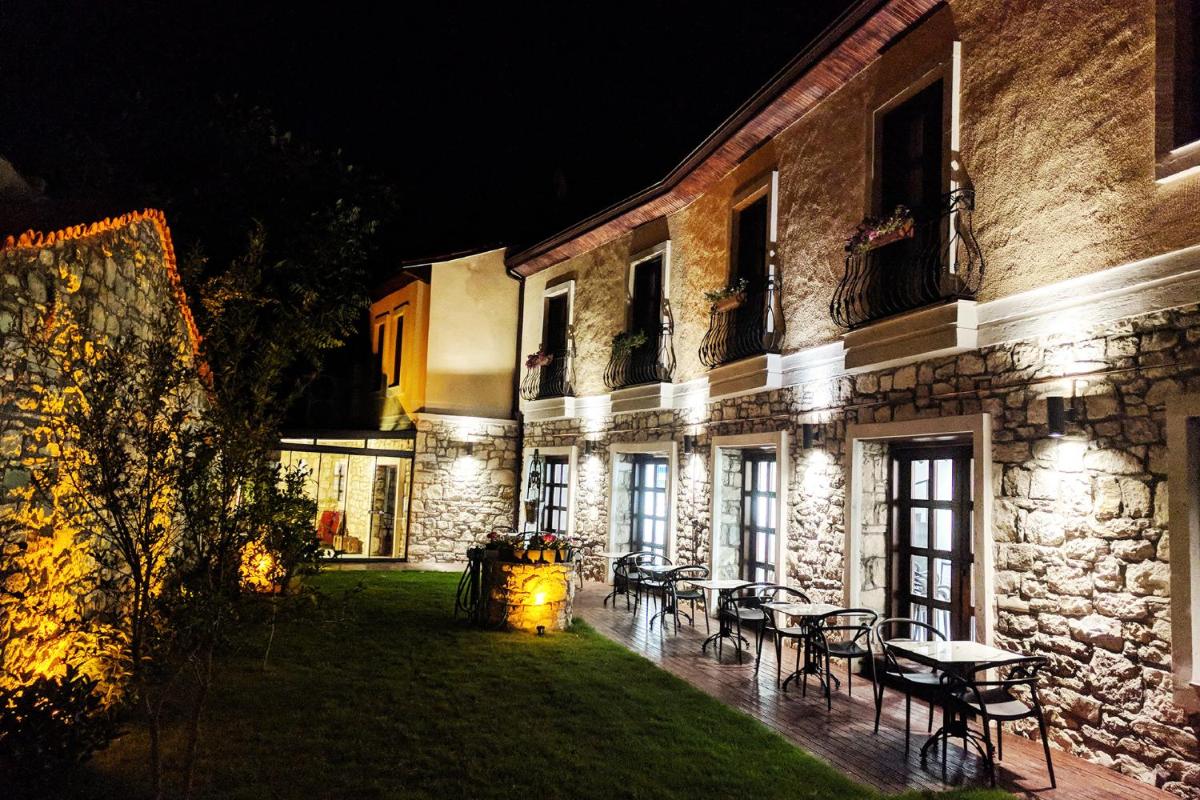 Pintura Urla Hotel - Housity