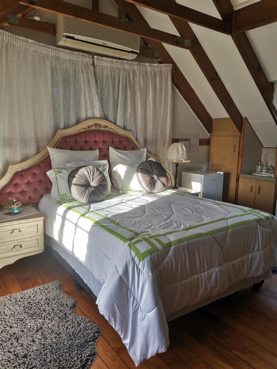 The Whitehouse - Housity