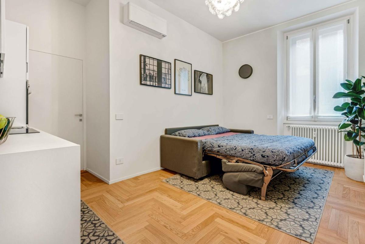 Suitetrails - New Milan Central Apartment