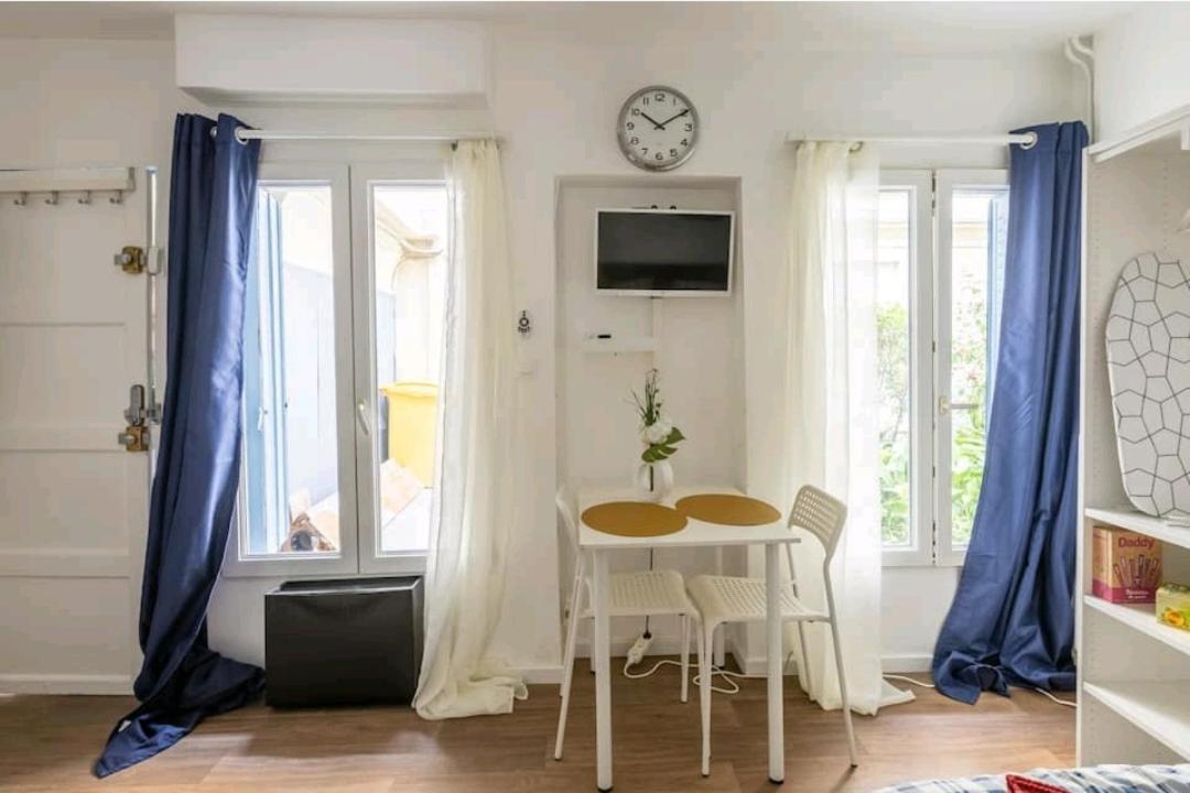 Studio Puteaux Paris-Defense by Servallgroup - Housity