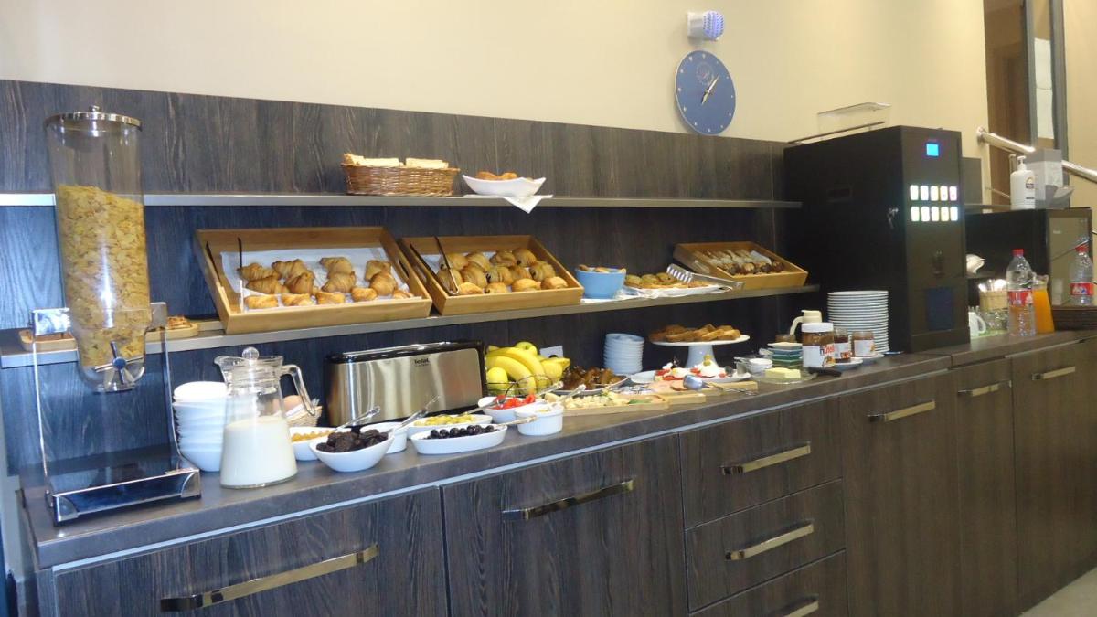 Hotel Bournissa - Housity
