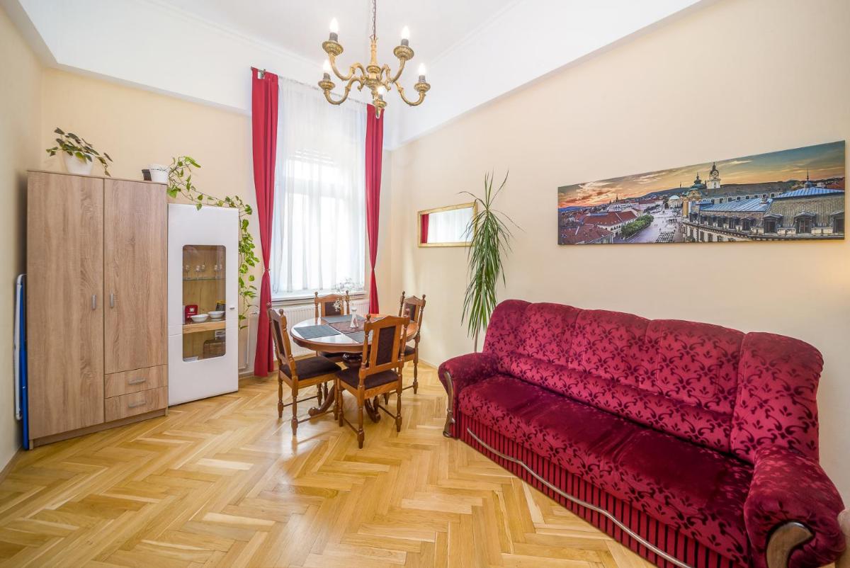 Vintage Apartment - Housity