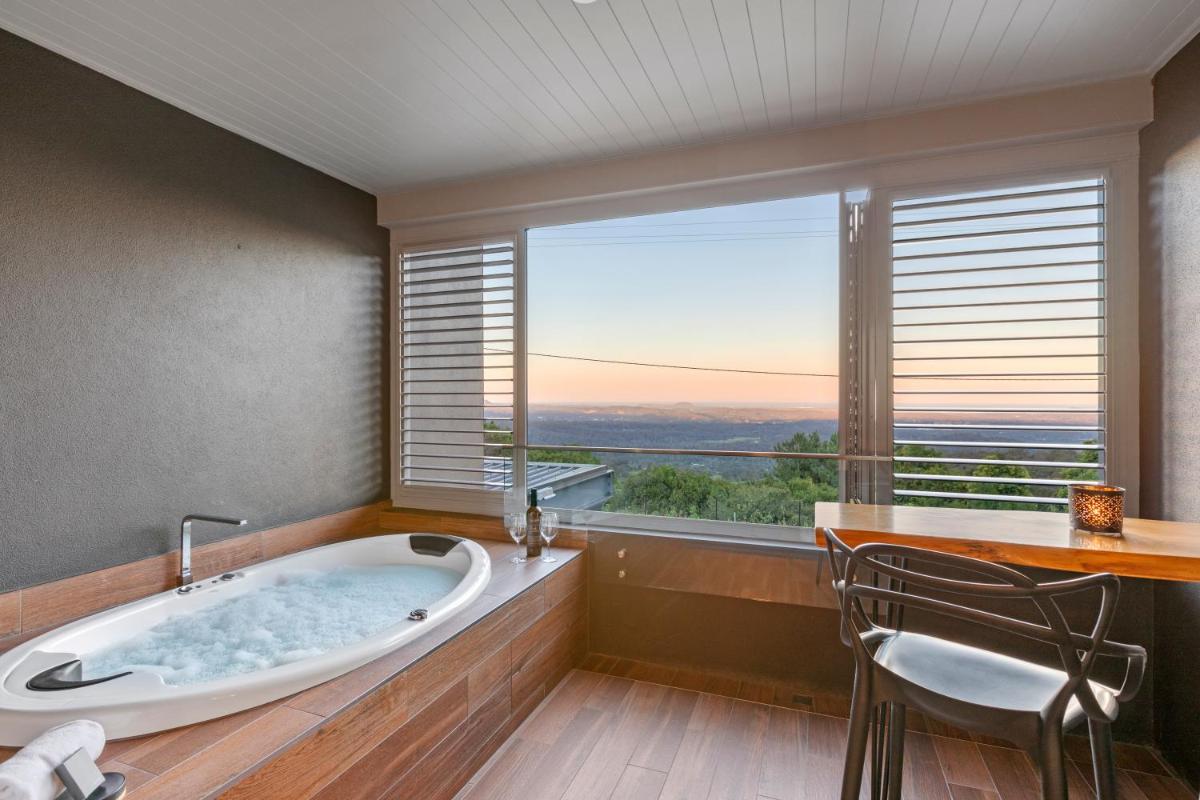 Altitude On Montville - Housity