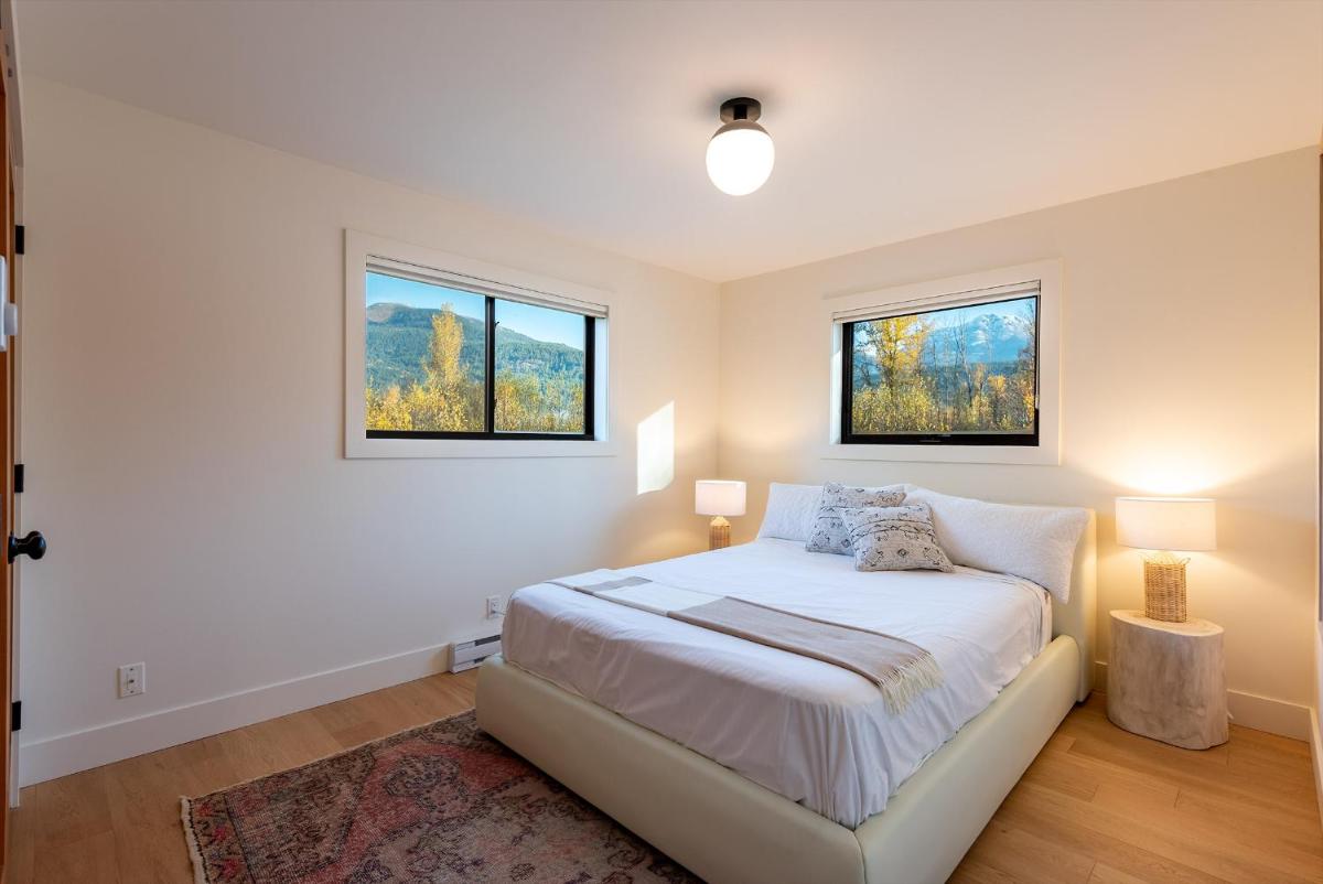 Pemberton Farmhouse by Outpost - Housity