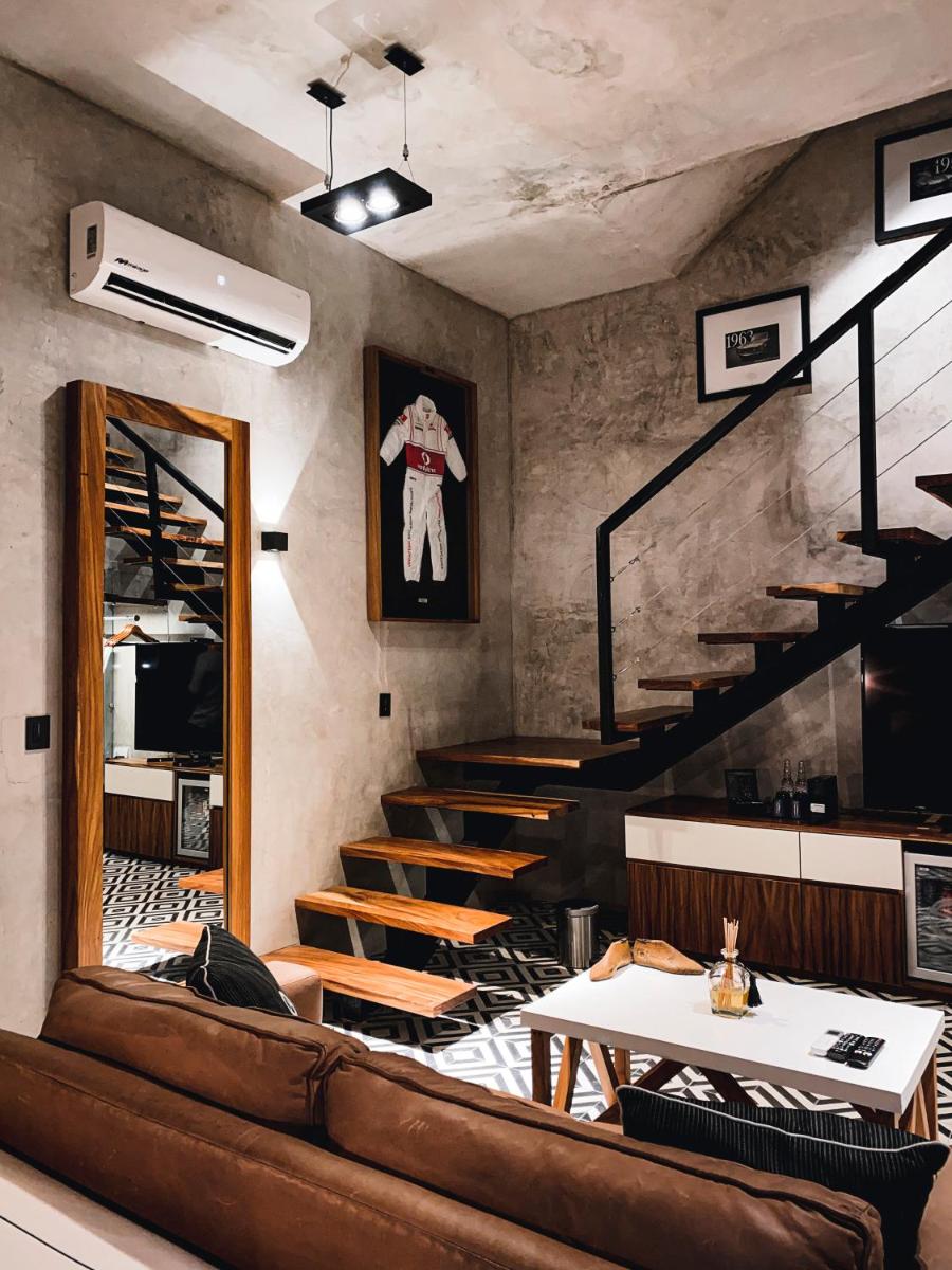 Diez Diez Collection - Housity