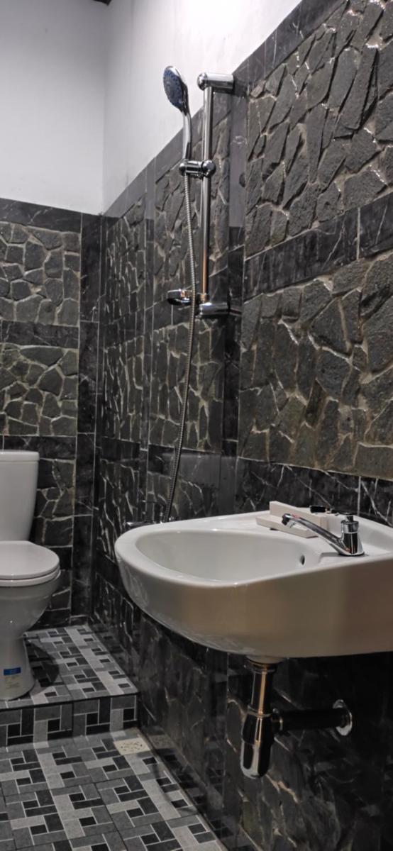Triana Nur Homestay - Housity