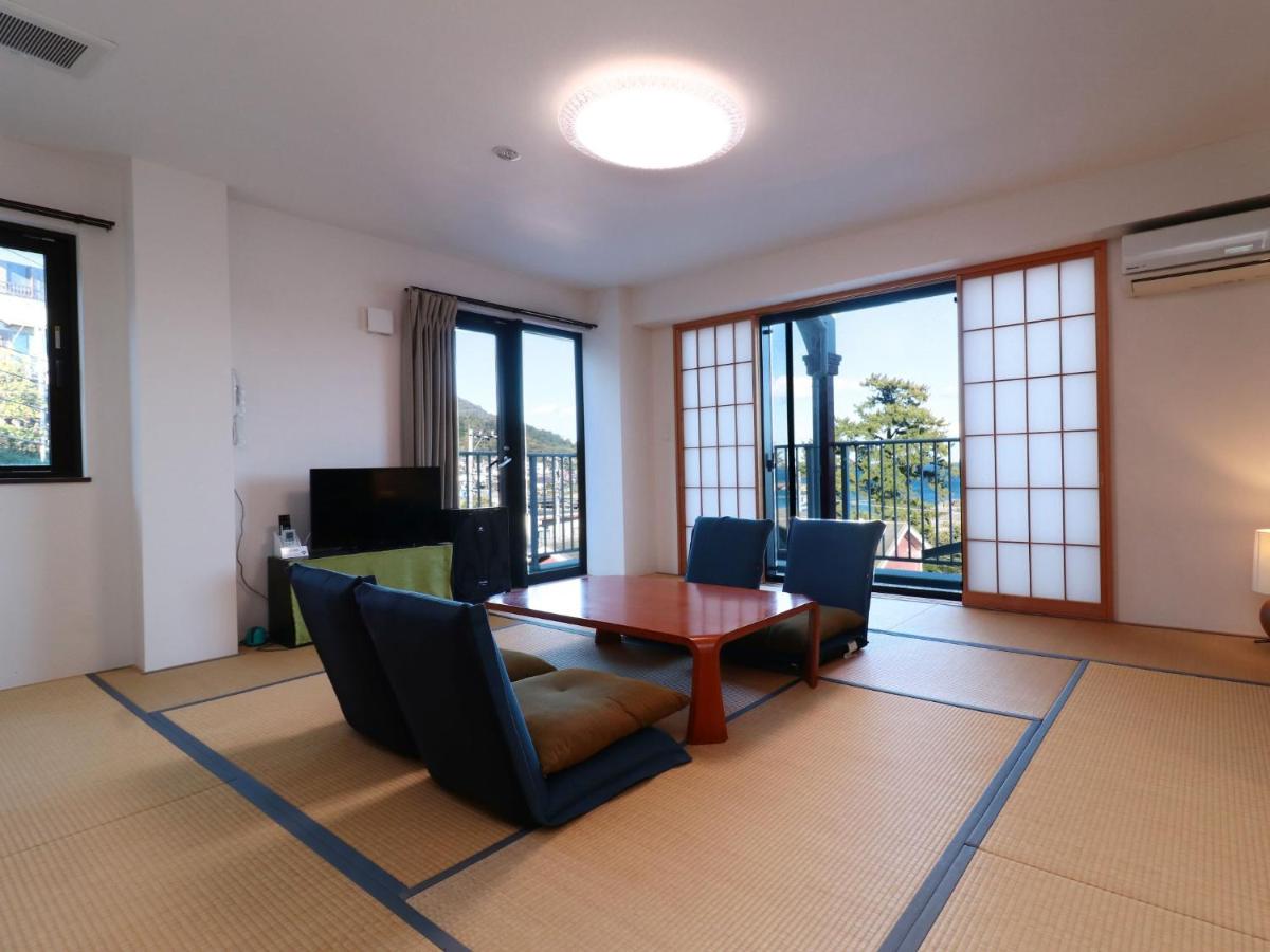 Izu Kansya - Housity
